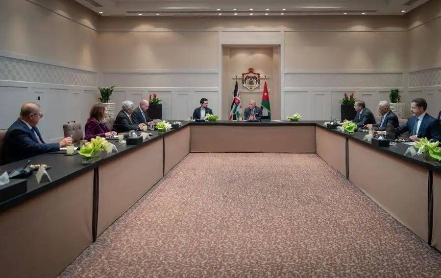 الملك يؤكد مضي الأردن قدما بتنفيذ مسارات التحديث رغم التحديات بالمنطقة