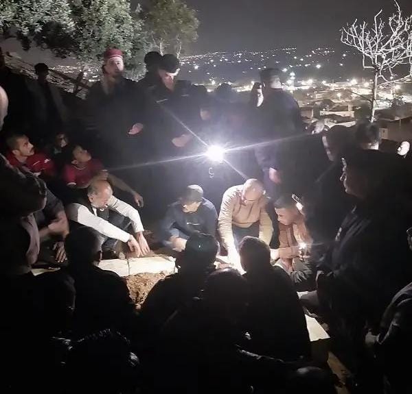 العميد عاهد الشرايدة يشارك في شييع جثمان الملازم طالب عبد الوالي
