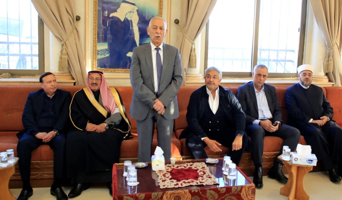 مندوبا عن الملك وولي العهد.. العيسوي يعزي الفايز والعبيدات..صور