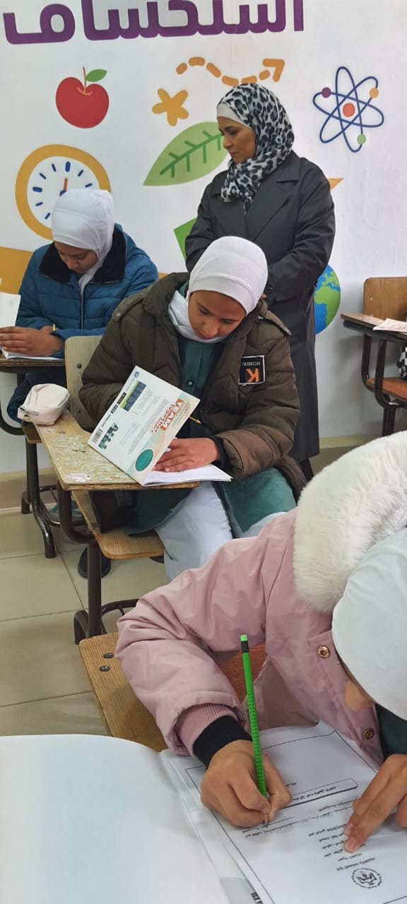 الخريشا تتفقد سير الاختبار التقييمي لمهارتي القراءة في مبحث اللغة العربية للصفوف السابع والثامن ... صور 