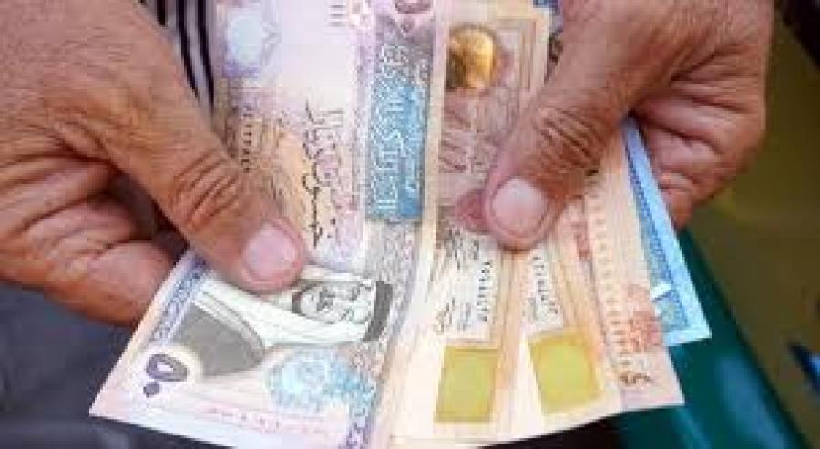 نواب يطالبون باحتساب راتب العطلة الشتوية لمعلمي الزعتري وعدم اقتطاعه
