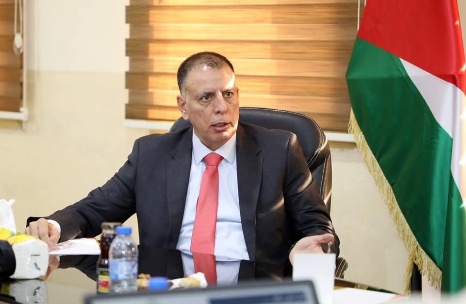 وزير الداخلية: جهود متواصلة لإنجاز برنامج الحكومة الإلكترونية وتطوير القطاع العام