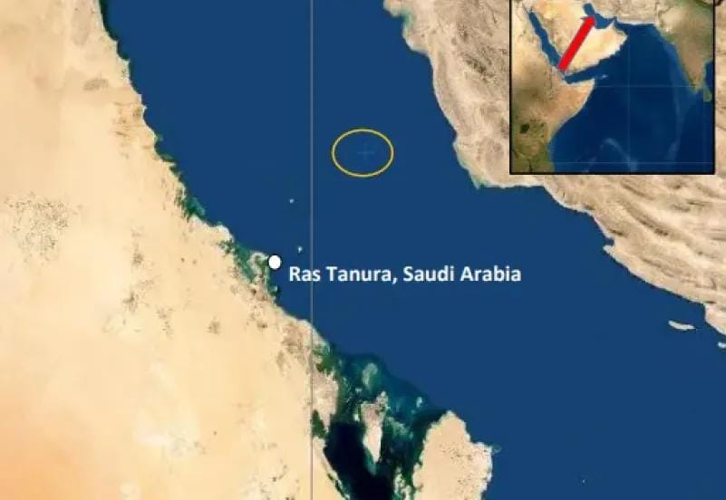 حادث بحري في المياه الإقليمية السعودية.. وإعلان للبحرية البريطانية
