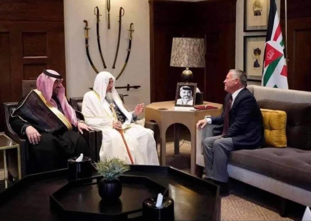 الشيخ عبدالكريم الحويان يهنئ جلالة الملك بعيد ميلادة الميمون 63