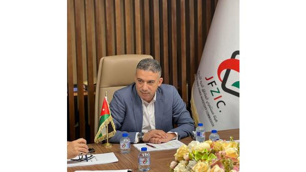 الرفاعي: 750 مستثمراً يقدمون طلبات لاستئجار مقاطع بالمنطقة الحرة السورية الأردنية