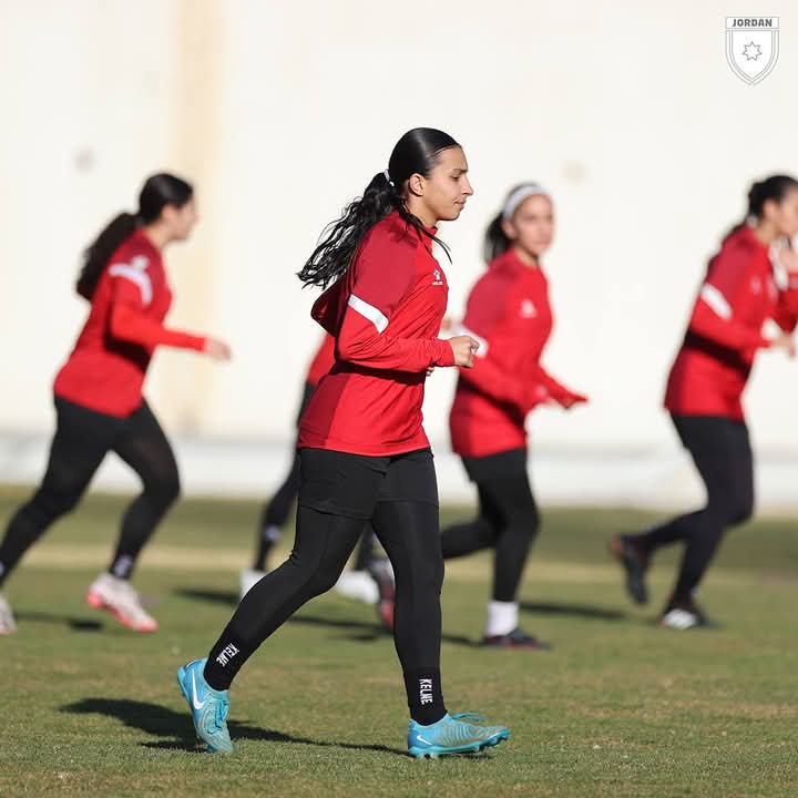 المنتخب النسوي ت17 ينهي تحضيراته للقاء نظيره الفلسطيني ودياً