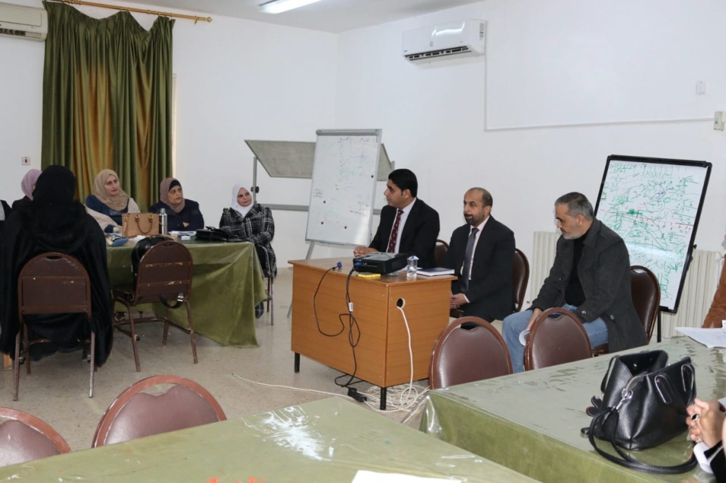 لقاء توعوي حول مسار التعليم الاكاديمي بالبادية الشمالية الغربية