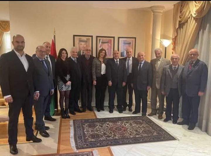 السفير وليد الحديد يلتقي رئيس رابطة آل خوري في لبنان لبحث التعاون المشترك
