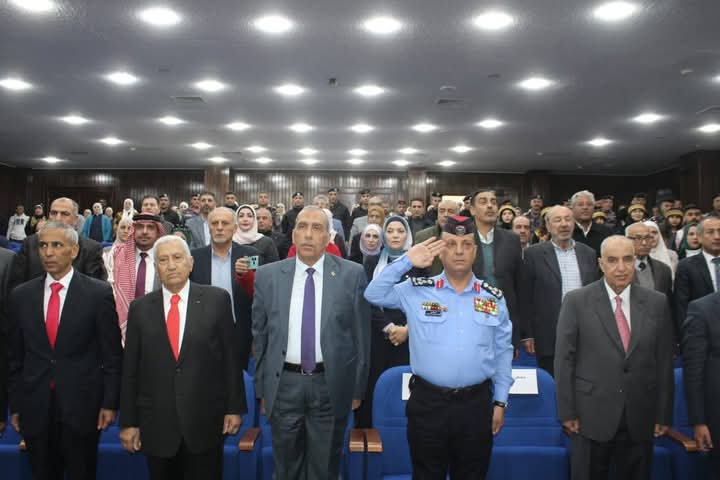 الشرطة المجتمعية تشارك في احتفالات البلقاء بعيد ميلاد الملك  صور