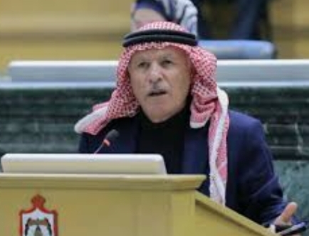 العرموطي يسأل الحكومة عن نيتها إعادة التجنيد الإجباري
