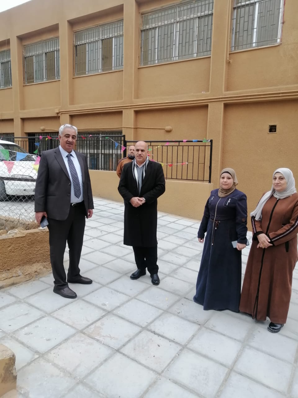 جويعد يواصل جولاته التفقدية في مدرسة عين جنا الثانوية للبنات
