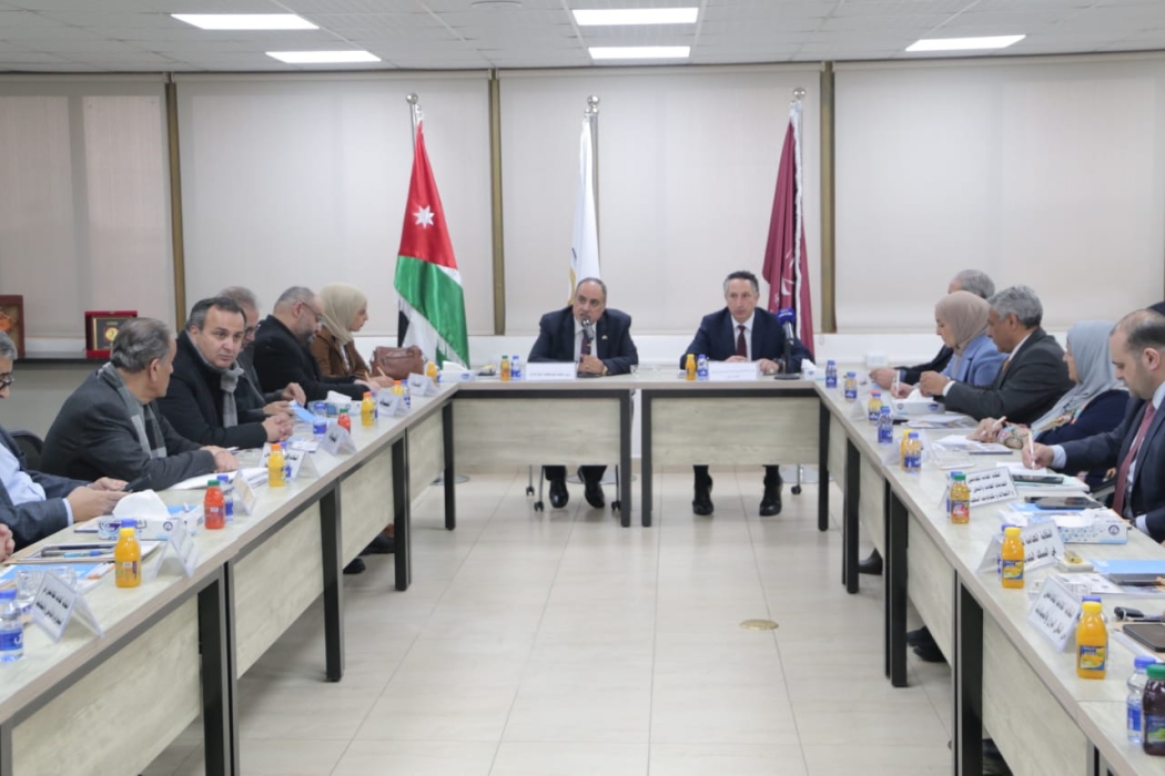 العمل  النيابية تزور الاتحاد العام لنقابات العمال
