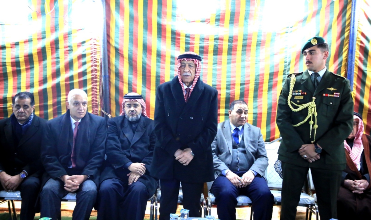 مندوبا عن الملك وولي العهد.. العيسوي يعزي العليمات والحناحنة الظهراوي...صور