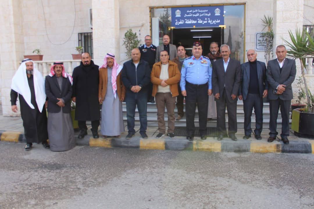 العميد الزوايدة يلتقي عددٍ اً من المتقاعدين العسكريين في اربد