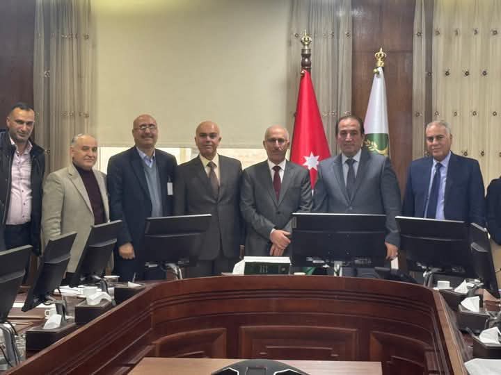 نقيب المقاولين يلتقي مدير عام مؤسسة الضمان الإجتماعي