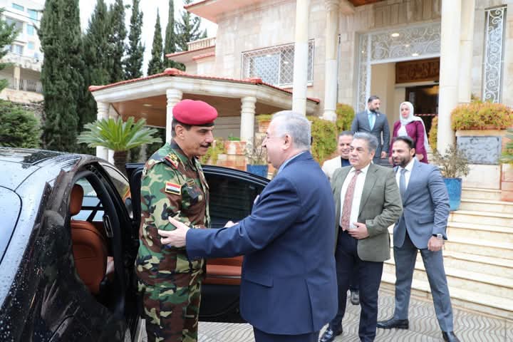رئيس أركان الجيش العراقي يزور سفارة جمهورية العراق في الأردن _ صور