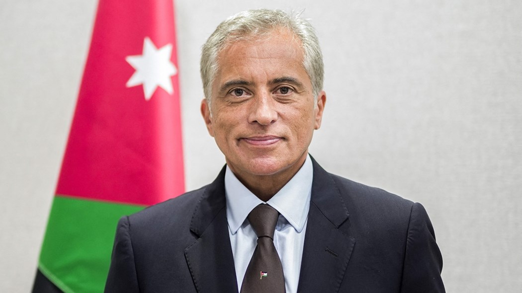 رئيس الوزراء: على العهد نمضي بعزمٍ وثبات بقيادة الملك في مسيرة التحديث
