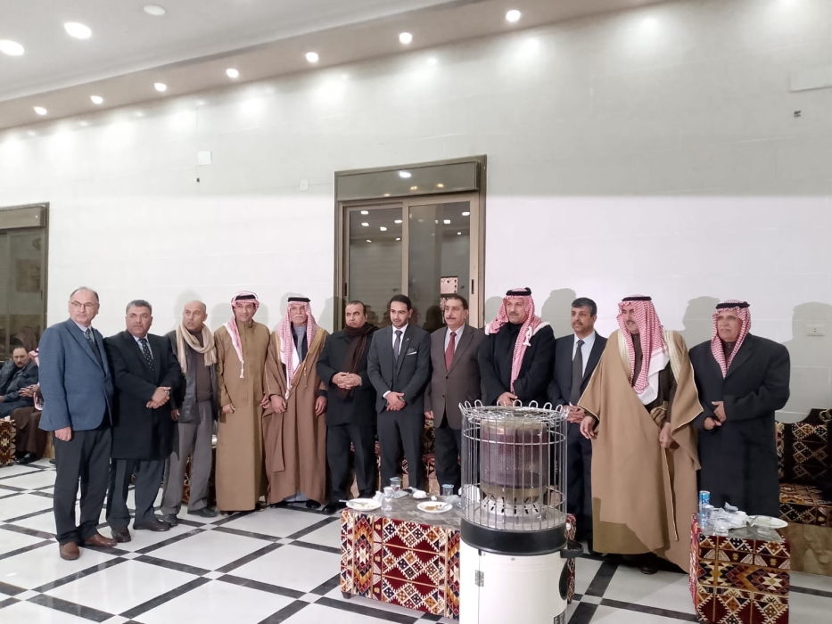 الجبور والسبيلة نسايب ....معالي الشيخ  محمد بركات  الزهير طلب والشيخ صالح حباس السبيلة اعطى ...صور وفيديو