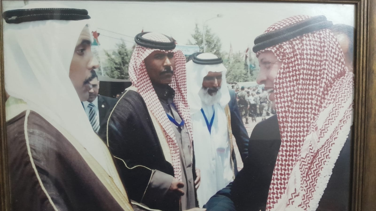 الشيخ مدالله سلامه العديني أبو ياسر .. قامة وطنية وعشائرية بارزة