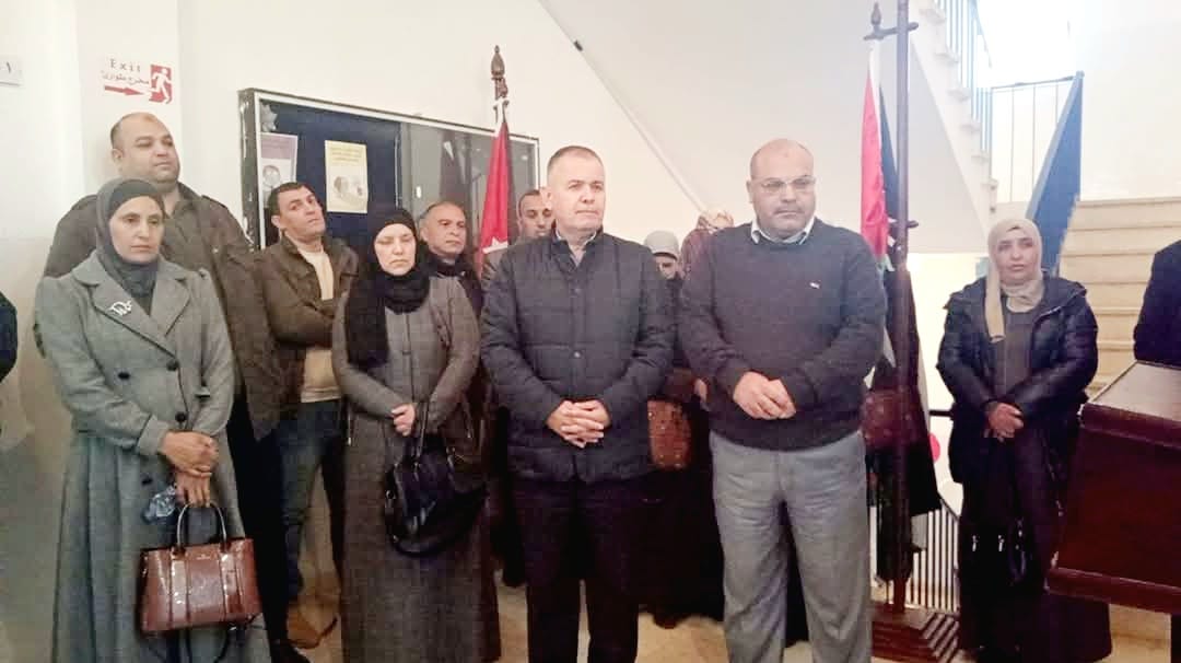 بالتعاون مع المركز الجغرافي الملكي .. الذنيبات يفتتح معرض الخرائط الجدارية والاطالس المدرسية في تربية القصر
