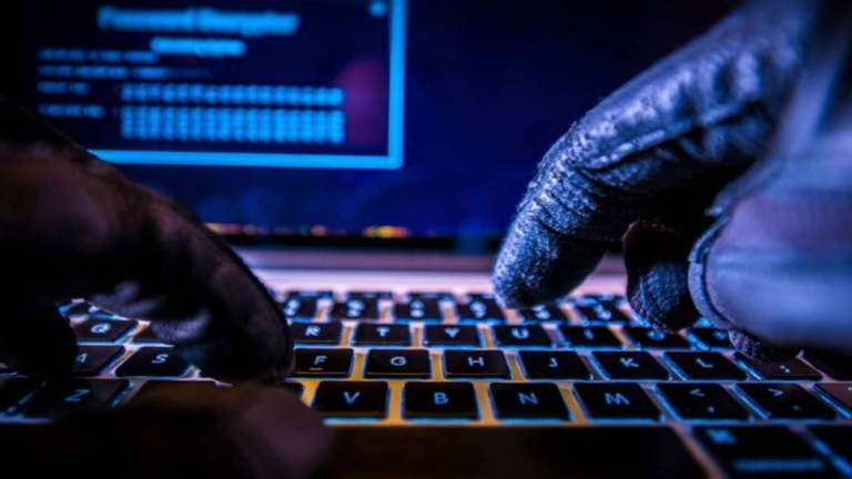 اختراق بيانات الشرطة الإسرائيلية: مجموعة حنظلة تستولي على معلومات حساسة