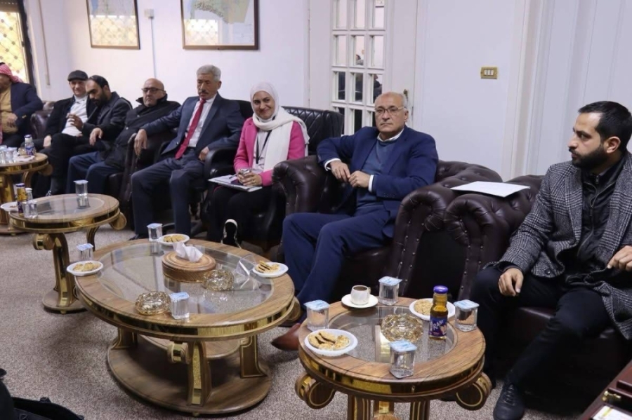 مجلس الكرك ووزارة الأشغال يبحثان تنفيذ مشاريع المحافظة