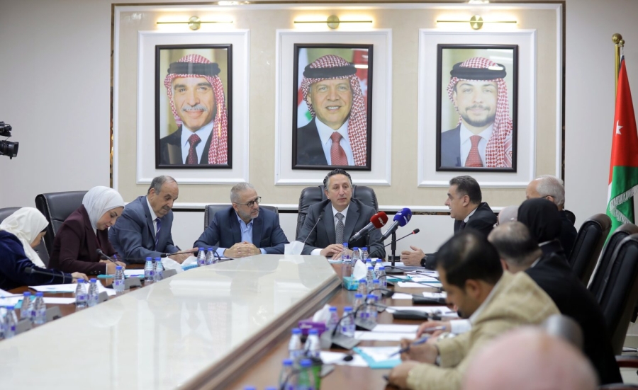 “الإحصاءات”: إدخال “العد الذاتي” ضمن خطة التعداد السكاني المقبل