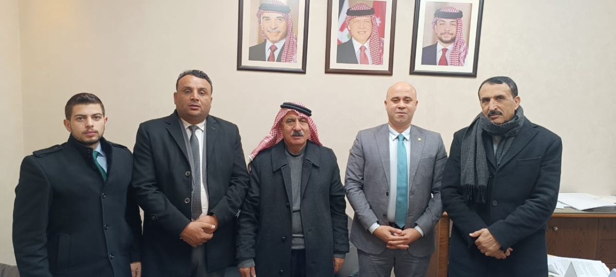 العين الأزايدة يلتقي وفدا من مؤسسة شباب قادرون