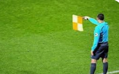 تعيين حكام مباريات الأسبوع الـ13 لدوري المحترفين لكرة القدم