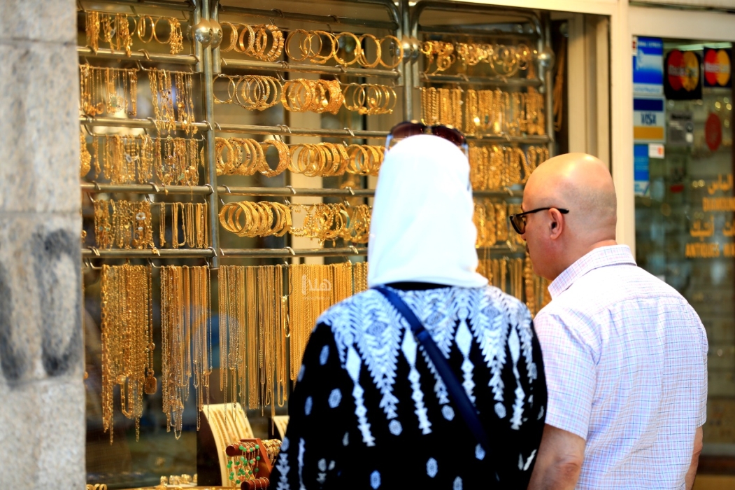 58.3 دينار سعر غرام الذهب عيار 21 بالسوق المحلية