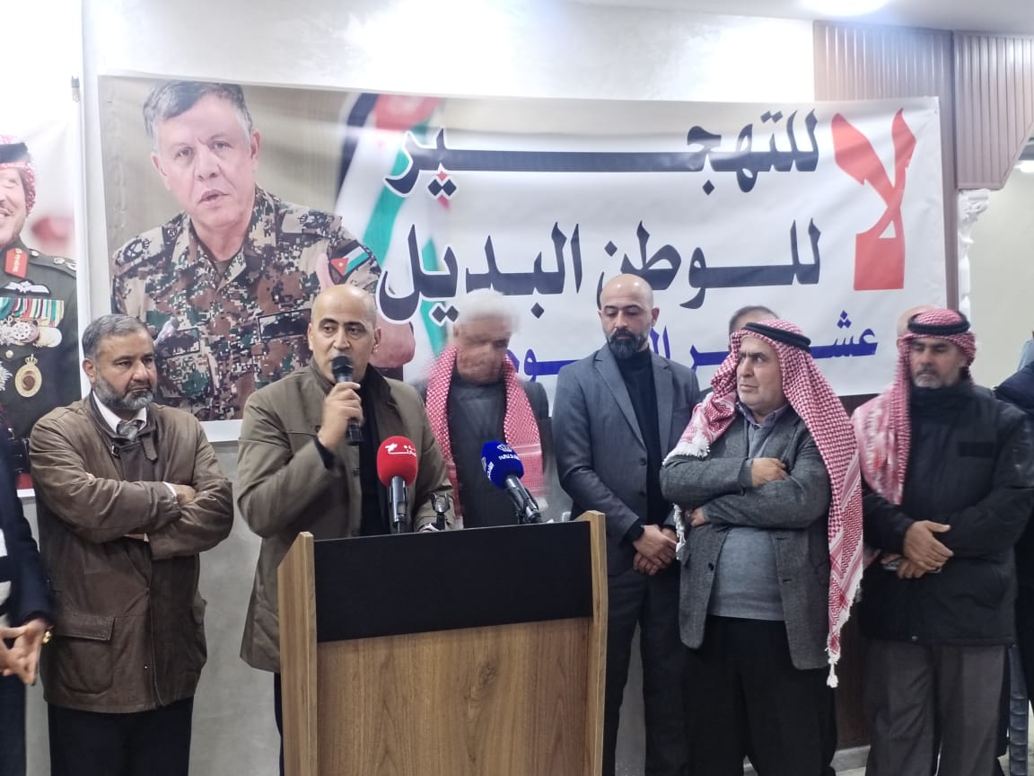 عشيرة العتوم تقيم مهرجان خطابي تجدد من خلاله البيعة للملك