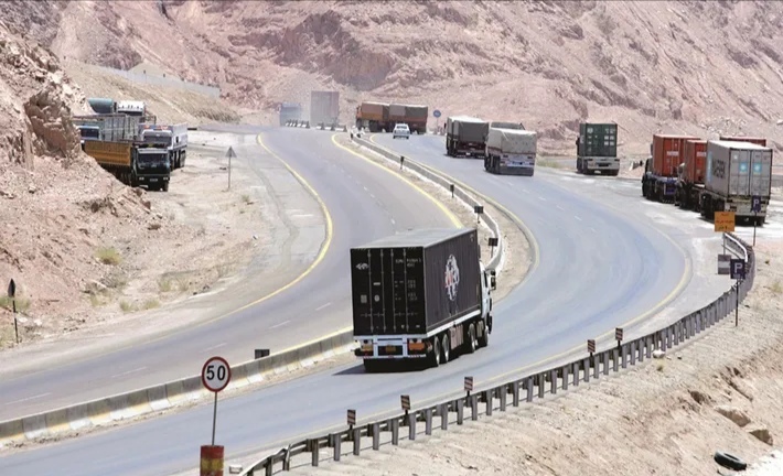 مطالبات بإعفاء رسوم الترانزيت بين الأردن وسورية