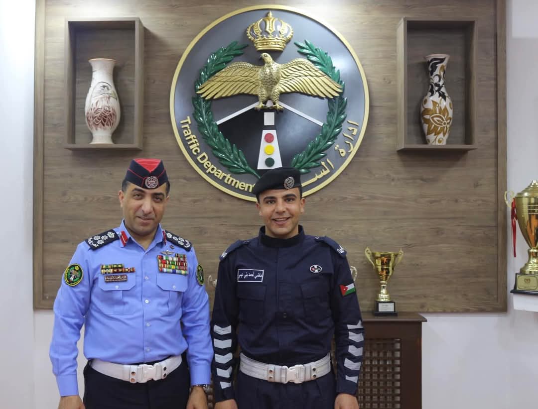 مديرية الأمن العام تكرم الشرطي ماضي احمد العيسى