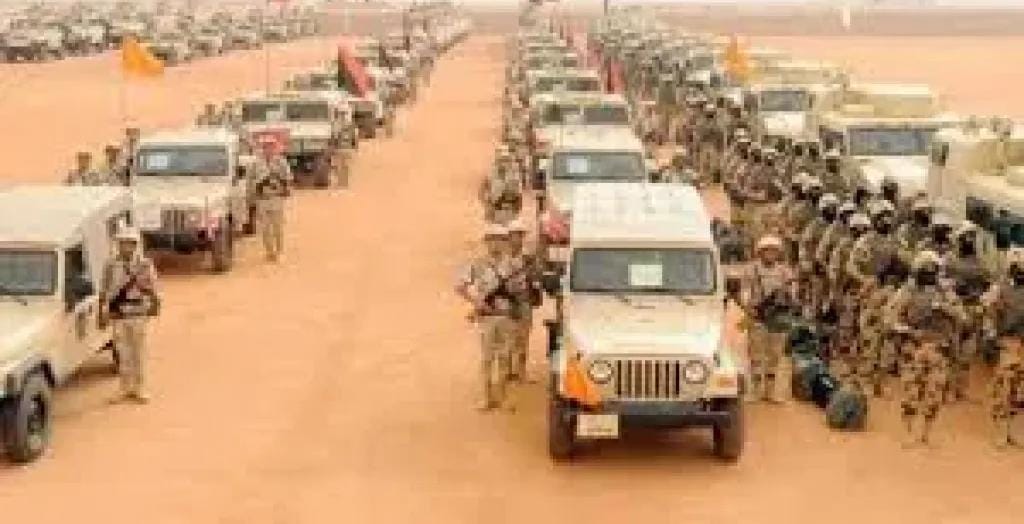 سفير إسرائيل بواشنطن قلق من حشود مصر العسكرية ويتهمها بخرق معاهدة السلام