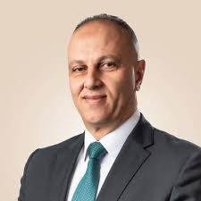 نائب يؤيد تمديد مهلة تصويب أوضاع الأجانب