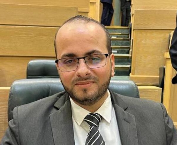 النائب حسن الرياطي يطالب بإلغاء إجراءات تصريح العمل لأبناء قطاع غزة في الأردن