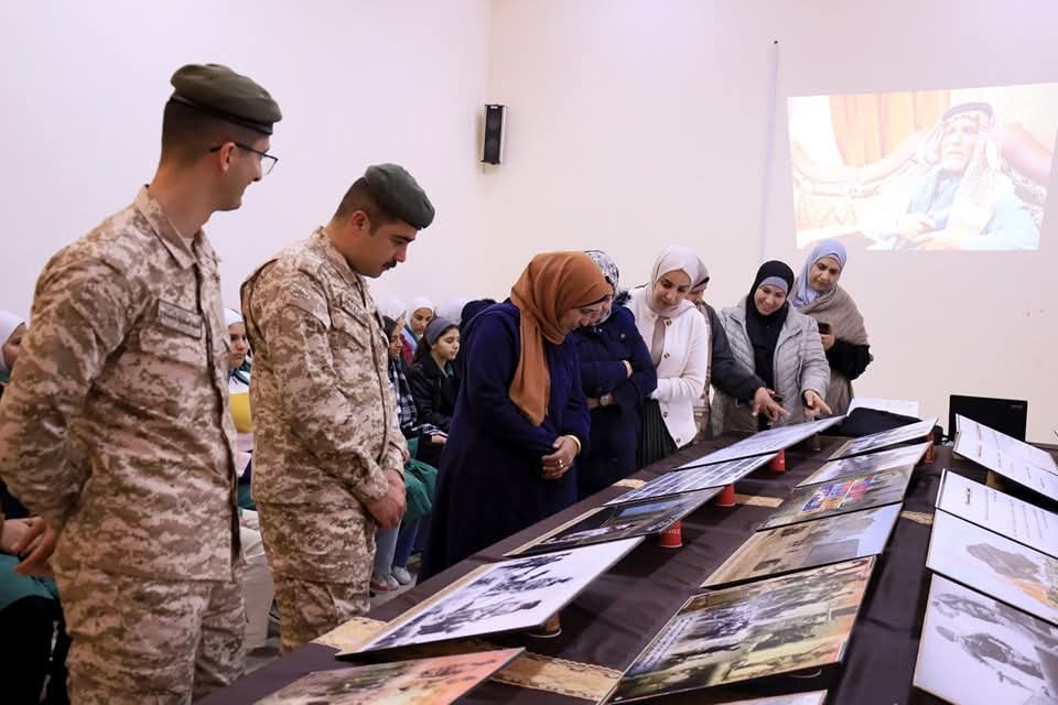الإعلام العسكري ينظم معرضاً حول معركة الكرامة في مدارس وزارة التربية والتعليم....صور