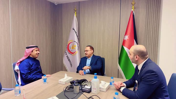 القائم بأعمال الملحقية الثقافية السعودية في الأردن يزور المستشفى التخصصي للاطمئنان على الطلبة ذوي الإعاقة