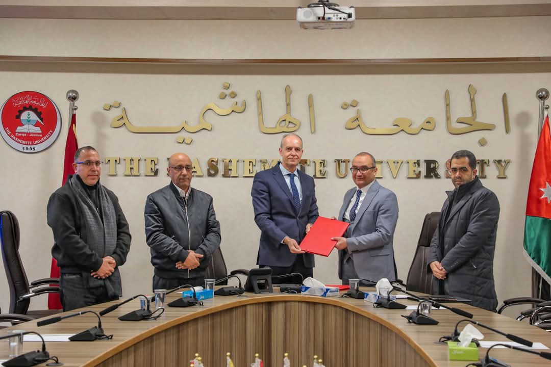 الهاشمية توقع اتفاقية لمتابعة تنفيذ مشروع دور الشباب في التنمية
