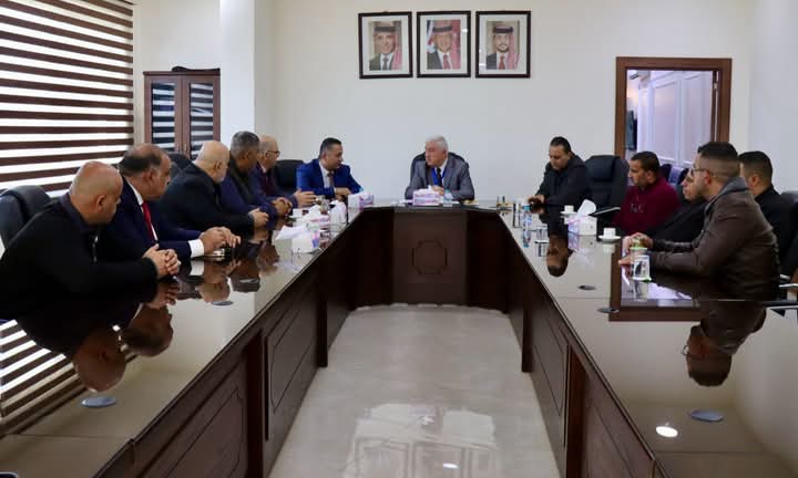 وزارة الطاقة تتابع مشروع استبدال وحدات الإنارة التقليدية بوحدات LED في لواء بني عبيد