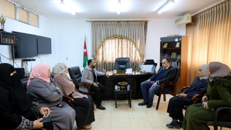 وزير الشباب وسفير الاتحاد الأوروبي يتفقدان مشاريع شبابية تنموية بالطفيلة