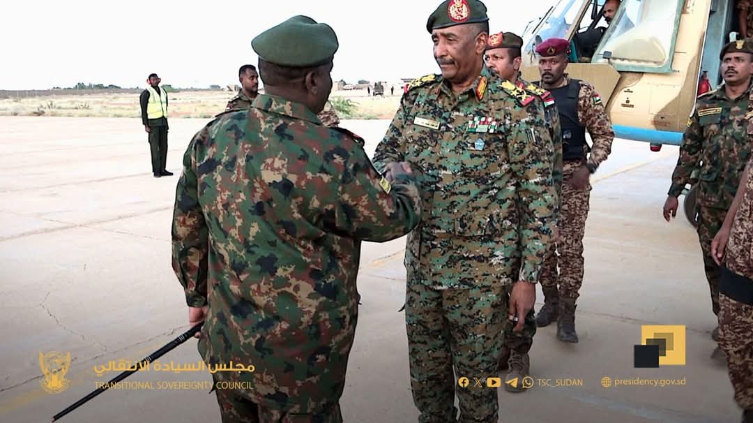 برهان يصل ولاية نهر النيل ويتفقد الفرقة الثالثة مشاة...صور