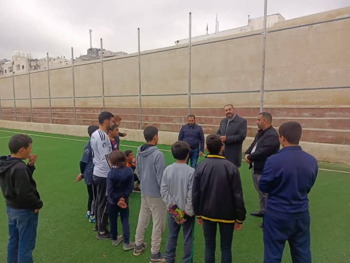 مدير شباب عجلون يتفقد مركز شباب عنجرة والمجمع الرياضي