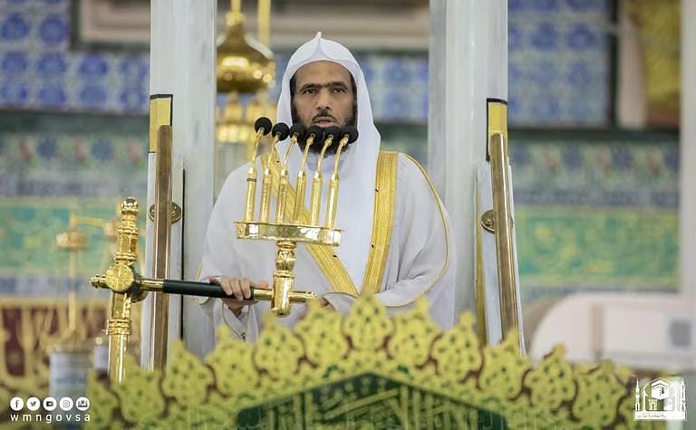 خطيب المسجد النبوي: رمضان يوحّد الأمة ويهذّب النفوس ويصقل الإرادة