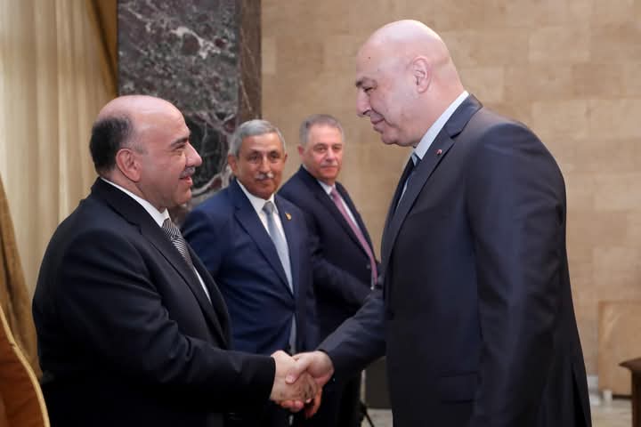 السفير الأردني وليد الحديد والسفراء العرب يهنئون الرئيس جوزاف عون بانتخابه رئيسًا للبنان