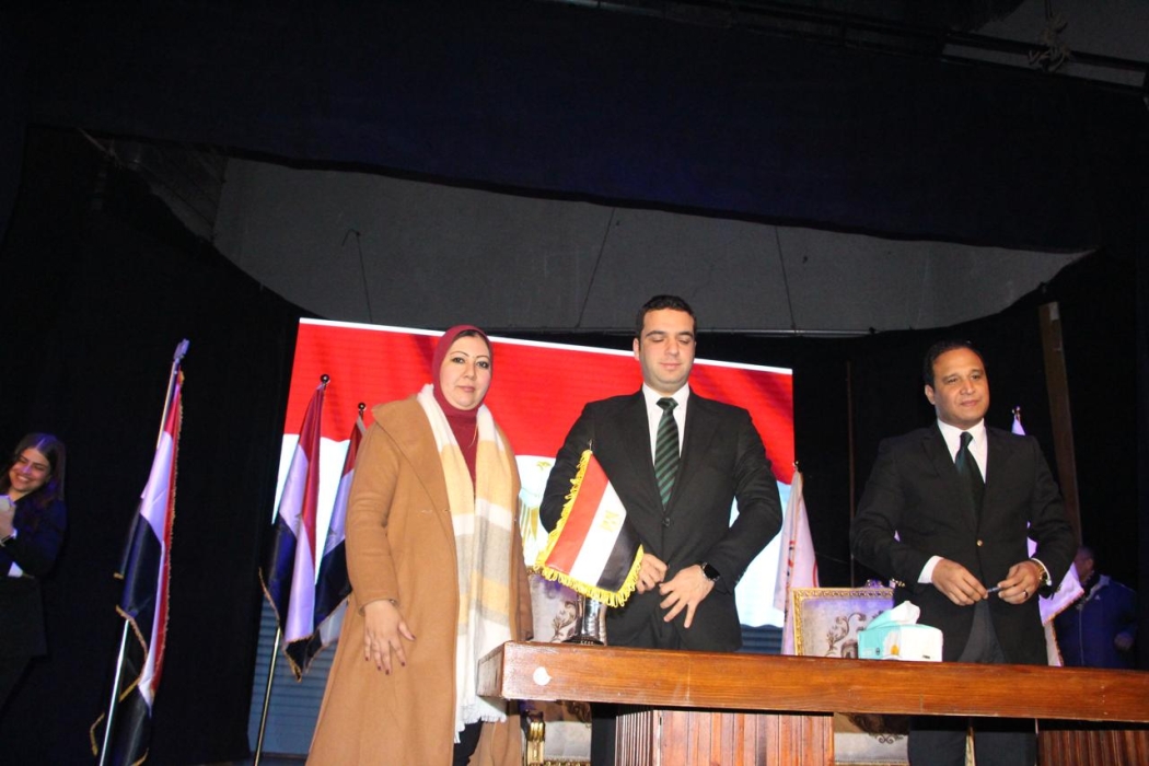 بحضور 2000 عضو.. حزب صوت الشعب يعقد مؤتمرًا تنظيميًا لدعم الرئيس في رفض تصفية القضية الفلسطينية ويُعلن أمينًا عامًا جديدًا للحزب