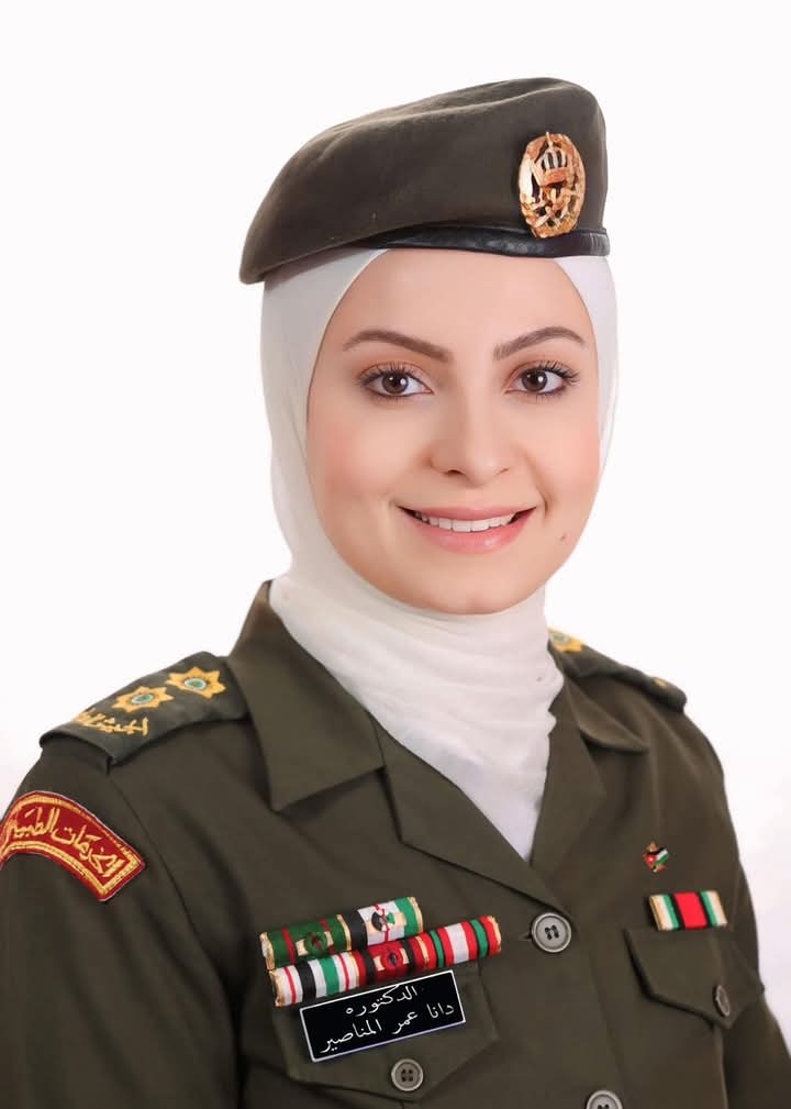 الملازم أول دانا المناصير تجتاز البورد الأردني