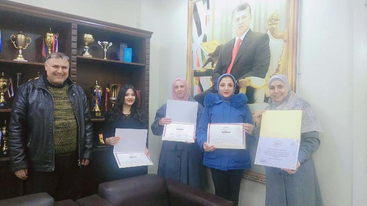 القضاة يكرم المعلمات الحاصلات على شهادة تقدير لجائزة الملكة رانيا العبدالله للمعلم المتميز