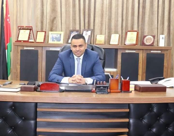 رئيس بلدية الجيزة يعلن عن شمول مكافآت أعباء المهن لجميع الموظفين بالضمان الاجتماعي