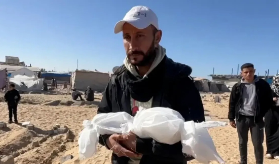 ارتفاع حصيلة شهداء الرضع جراء البرد القارس في غزة إلى 6